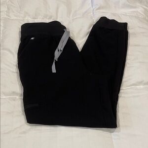 Women’s Figs Zamora Black Jogger Scrub Pants